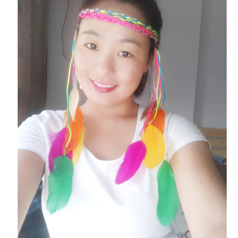 

1 pcs Beautiful feather headdress Indian style Natural chicken feather