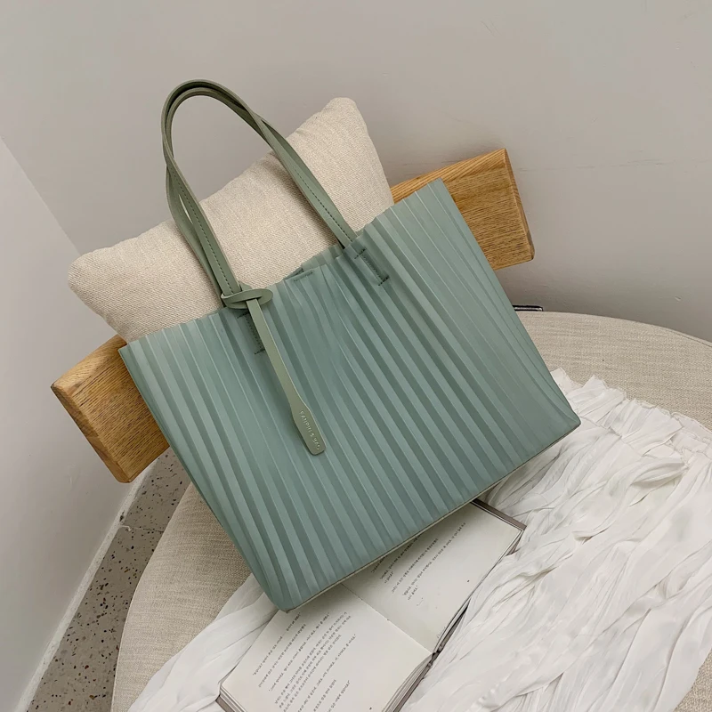 

Fashion Transparent jelly Composite bags For Women Handbags PVC Ladies Shoulder Bags Purse Female casual totes 2019 sac a main