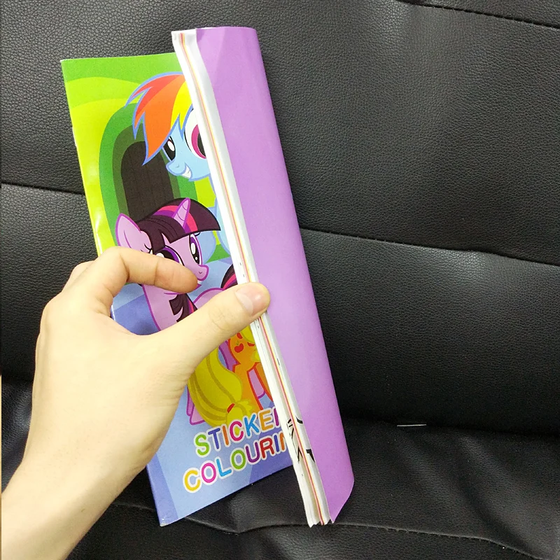 20x27CM 16 Page Pony Coloring Book Sticker Book Children kids Books Adults Coloring Books Painting/Drawing/Art 2 cover patterns 20x27CM 16 Page Pony Coloring Book Sticker Book Children kids Books Adults Coloring Books Painting/Drawing/Art 2 cover patterns