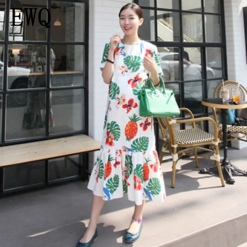 

[EWQ] 2019 summer new Tropical printed fruit pattern O-Neck short sleeve long ruffled casual women dress feminina dresses QJ250