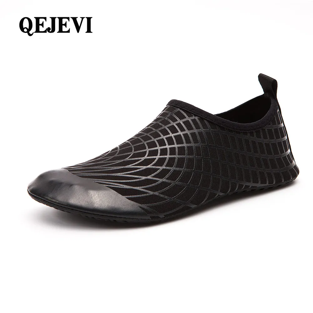 Water Shoes (1)