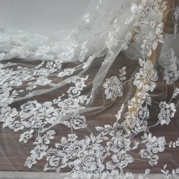 

1 yard/lot embroidery women gowns fabric laces Small flowers delicate Off white tulle mesh lace fabric wedding veils lace!
