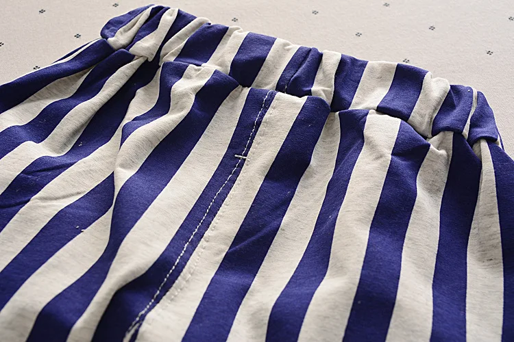 2958152882_458150735