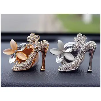 

Simulation Outlet Shampoo Car Air Conditioner Decoration, High heels