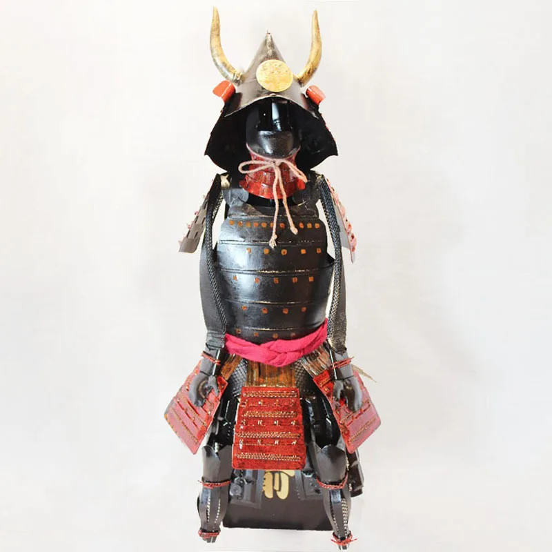 Antique Japan Iron Armor / Sengoku Samurai Armor Kuroda Nagamasa Model / Decoration