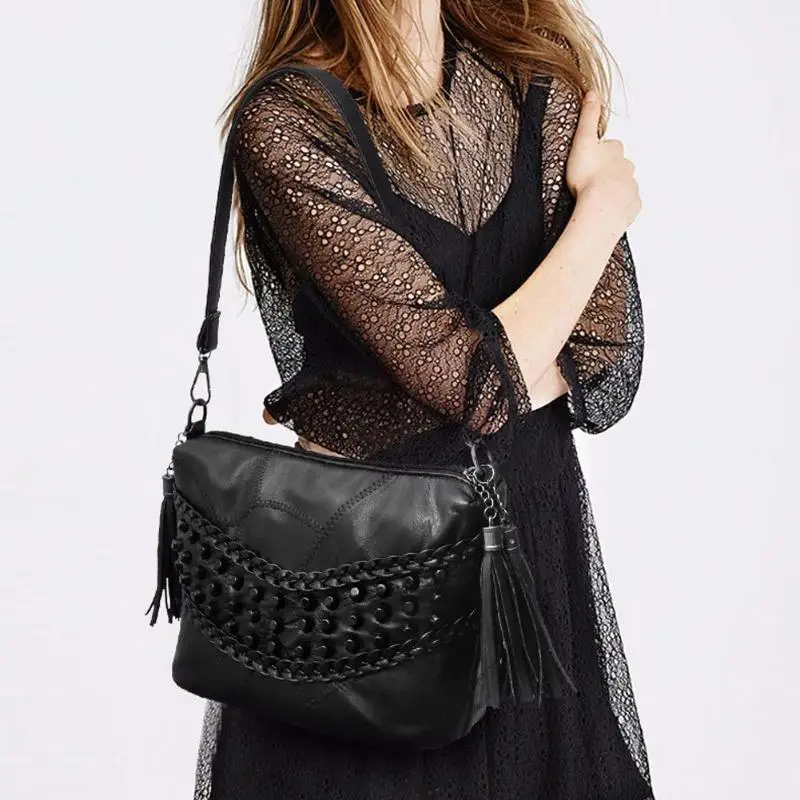 Модная женская сумка из искусственной кожи с заклепками через плечо с кисточками, маленькая сумка на плечо, дорожная сумка с кисточками, сумка на плечо