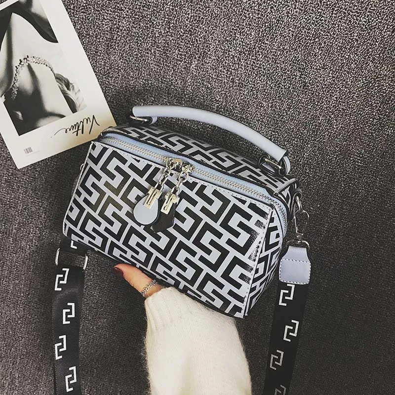 Women Fashion Printing Wide Shoulder Bag INS Popular Leather Handbag Exuqisite Female Messenger Bags Lady Luxury Bolsa SS3493 (13)