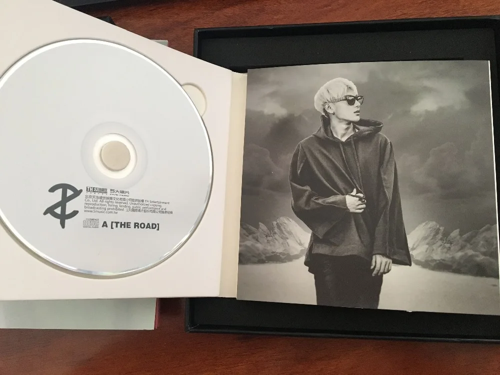 The Road  2CD+DVD++4+ 5