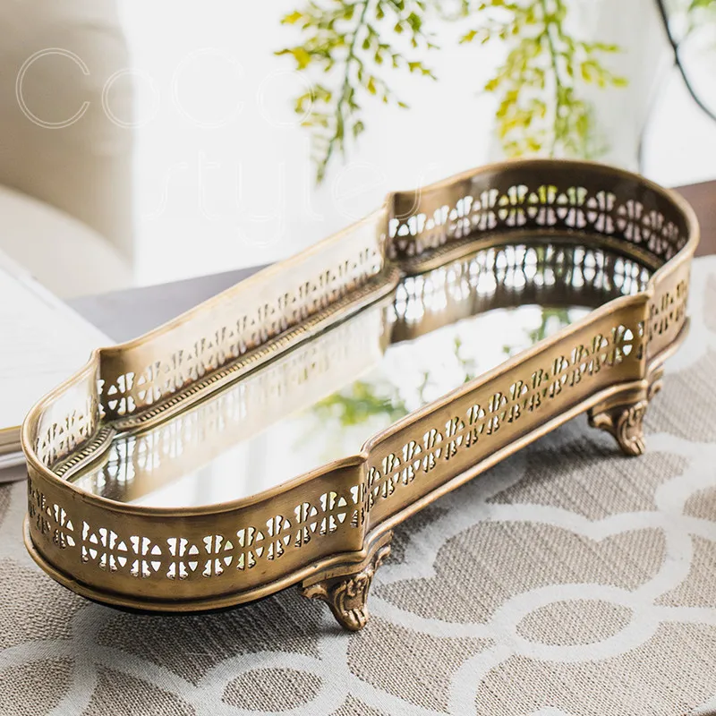 3 brass tray    (4)