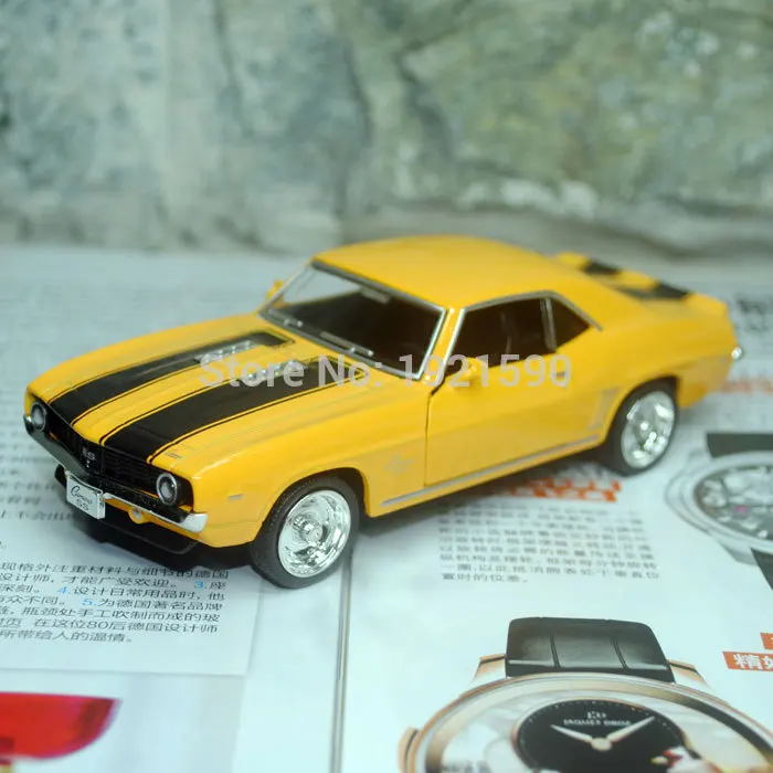 UNI 1/36 масштабные автомобильные игрушки 1969 Chevrolet Camaro SS винтажная литая под давлением металлическая модель автомобиля игрушка для коллекции/подарка/детей