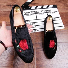 Embroidery Lace Loafers Shoes Flats for men Slip on Dress Wedding Shoes Black Groom Drving Derby