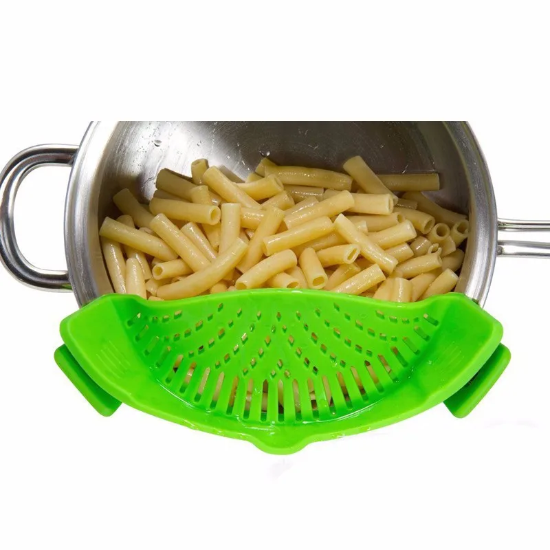 Silicone-Colanders-Kitchen-Clip-On-Pot-Strainer-Drainer-For-Draining-Excess-Liquid-Univers-Draining-Pasta-Vegetable (5)