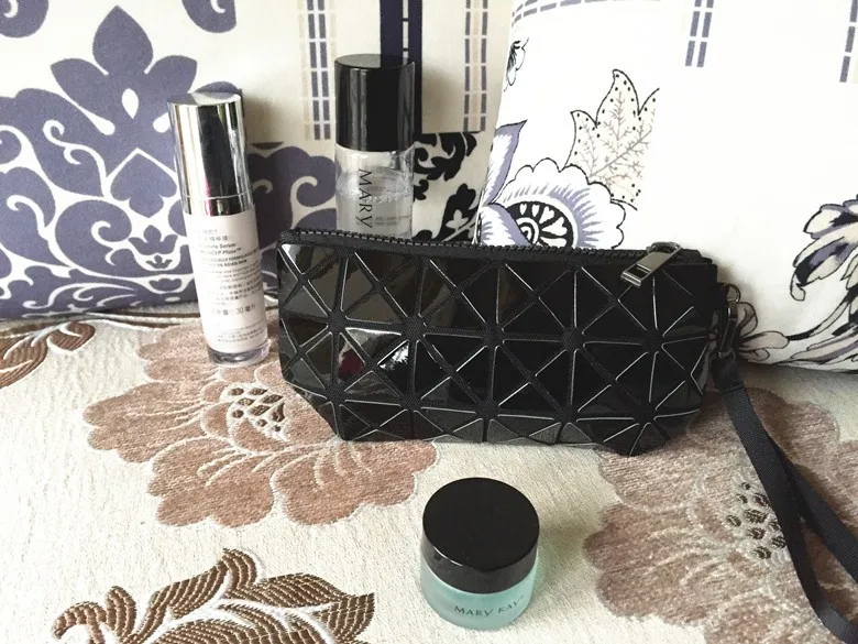 Deformable Women Geometry Quilted Plaid Mosaic Sequins Mirror Wallet Clutch Bag BaoBao Lattice Laser Foldable Cosmetic Bag (31)