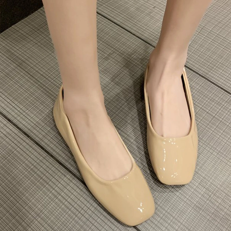 

Tangnest 2019 New Spring Ballet Flats Women Shallow Loafers Slip On Red Solid Patent Leather Square Toe Lady Flat Shoes XWD7468