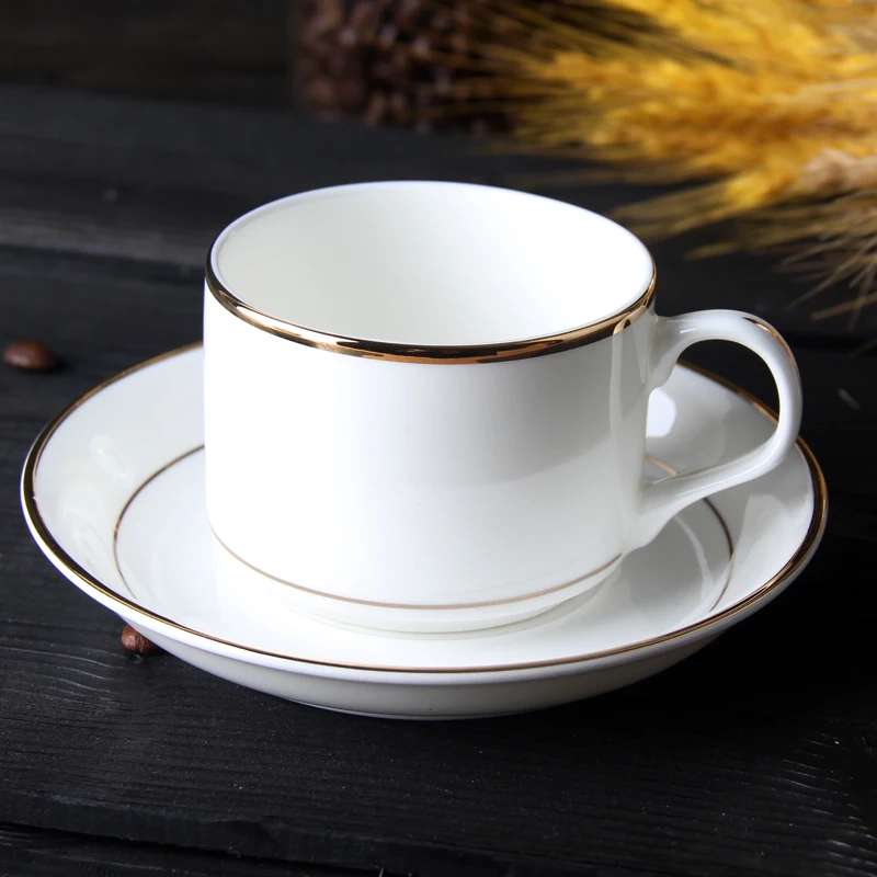 

High Quality Bone China Coffee Cup Set Phnom Penh Silver Side Ceramic Coffee Cup with Spoon and Saucer Fun Gifts Dropshipping