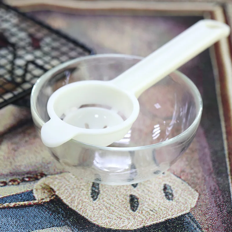 

Kitchen Tools Egg Yolk Filter Advanced Resin Egg Separator Plastic Long Handle Egg White Separator