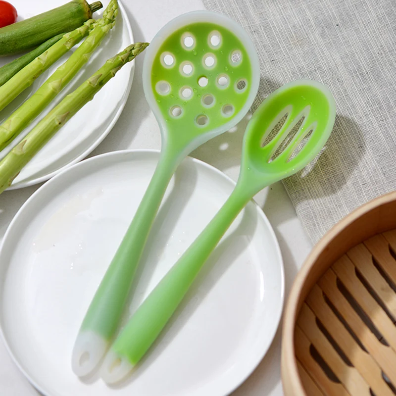 Silicone Kitchen Spoon Slotted Spoon Large Long Handle Strainer Spoon Skimmer Silicone Soup Ladle Colander Spatula Cooking Tools (11)
