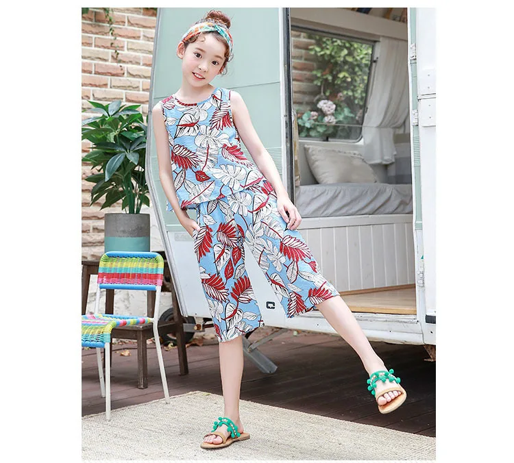 Children's Set For Girls Print Sleeveless T-shirt & Knee Length Pants 2 Pcs Clothes Set Summer 2019 Kids Clothing Family Costume (8).jpg