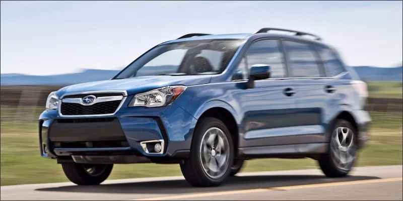 2014-Subaru-Forester-XT-front-view-in-motion