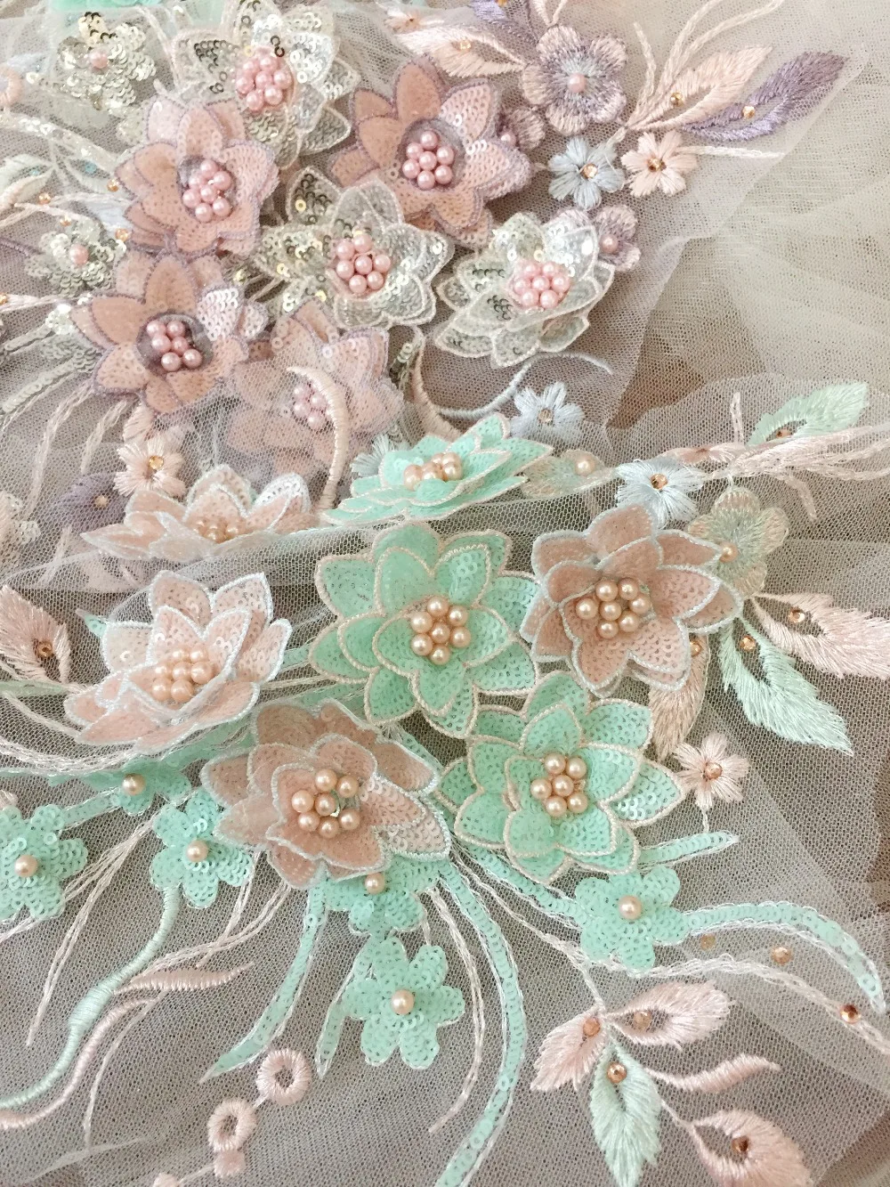 

1 pc/lot 4 colors 3D Flower Mesh Embroidered Pearl Beaded Lace Applique With Sequins DIY Lace Fabric Trim Applique 30.5 *26cm