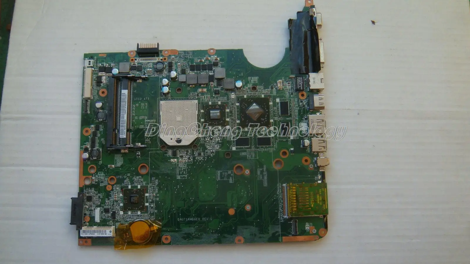 Popular  Laptop Motherboard for hp DV7 DV7-3000 notebook mainboard 574680-001 HD 4650/1GB DDR2 DAUT1AMB6E0 1