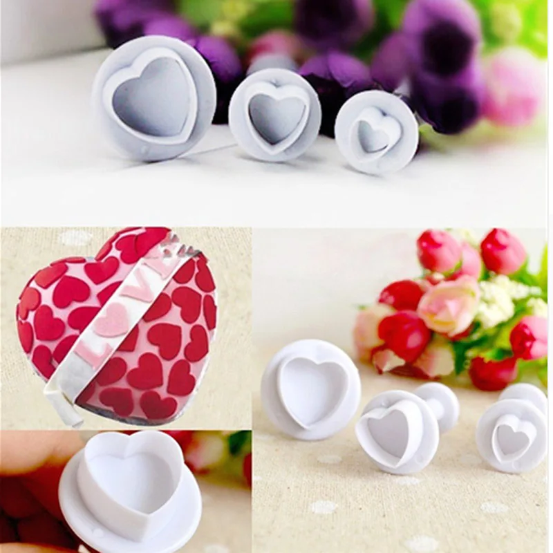 

3pcs Love Heart Cutter mould Shape Cookie Plunger Fondant Gum Paste Cupcake Toppers Mold Biscuit Christmas Cake Decorating Tools