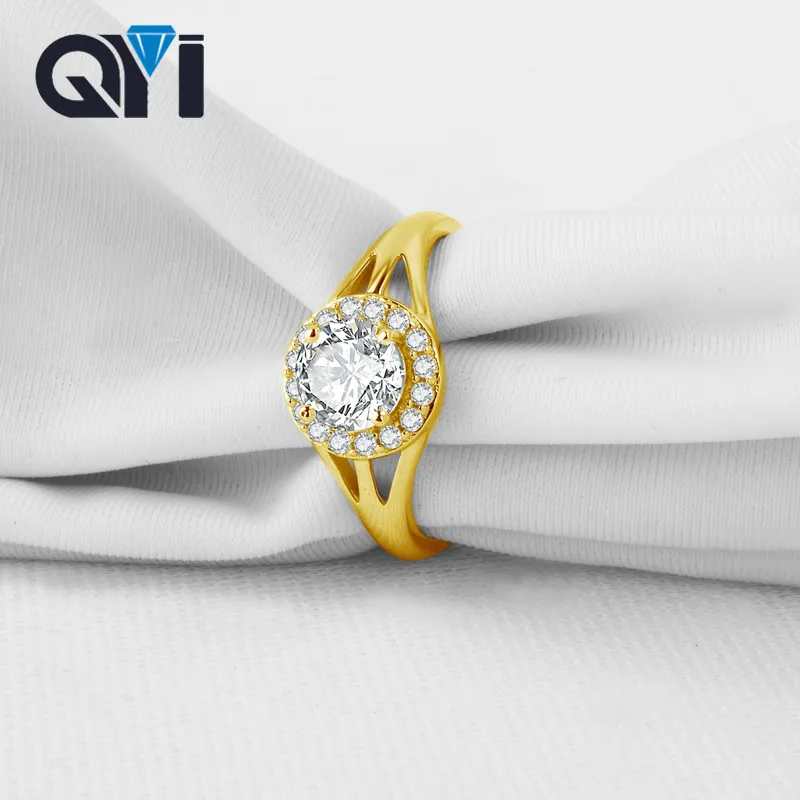QYI Women Solid 10K Yellow Gold Wedding Engagement Rings Round Cut 1ct Sona Simulated Diamond Rings Support 10K Customization