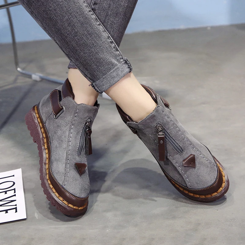 

Booties female 2018 autumn and winter new England wind Chelsea boots women's thick-bottomed color flat Martin boots