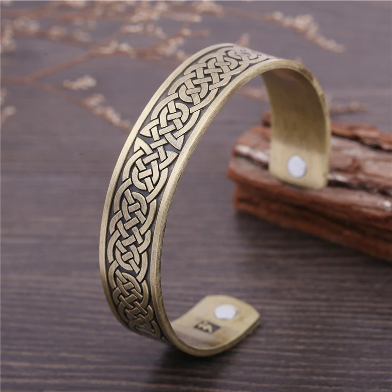 Cuff bracelet419