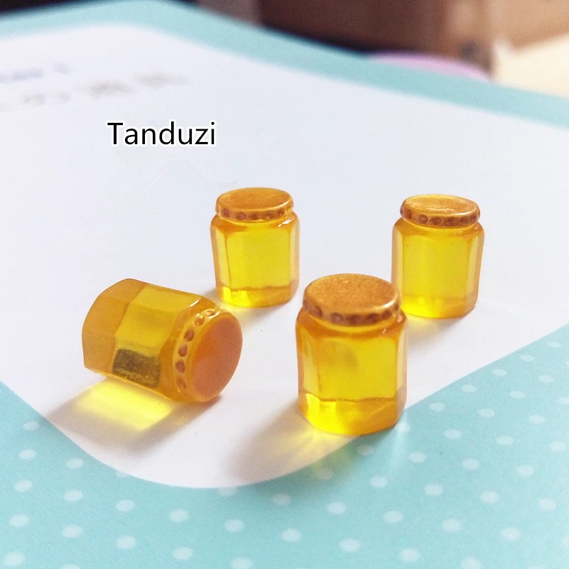 

Wholesale 100PCS Resin Cabochon Miniature Honey Tea Bottle Kawaii Mini Jam Jars Dollhouse Food Flatback Cabochon