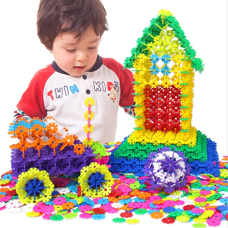 

400pcs/lot 3D Blocks Jigsaw Plastic Snowflake Building Blocks Educational DIY Bricks Early Learning Toys for Kids Children Gift
