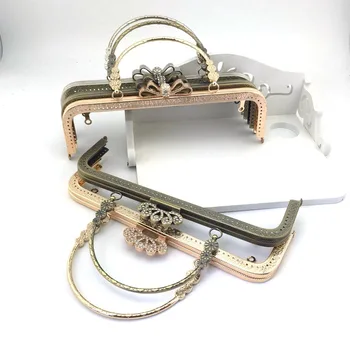 

25cm Square Embossing Head Handle Gold Bow Set Head Handle Gold Clutch Frame Clasp Handcraft Retro Meal Frame Coin Purse