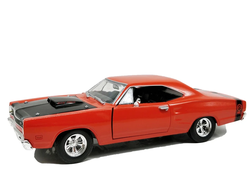 

1:24 Motormax Dodge GT 1969 Dicast Model Car No Box