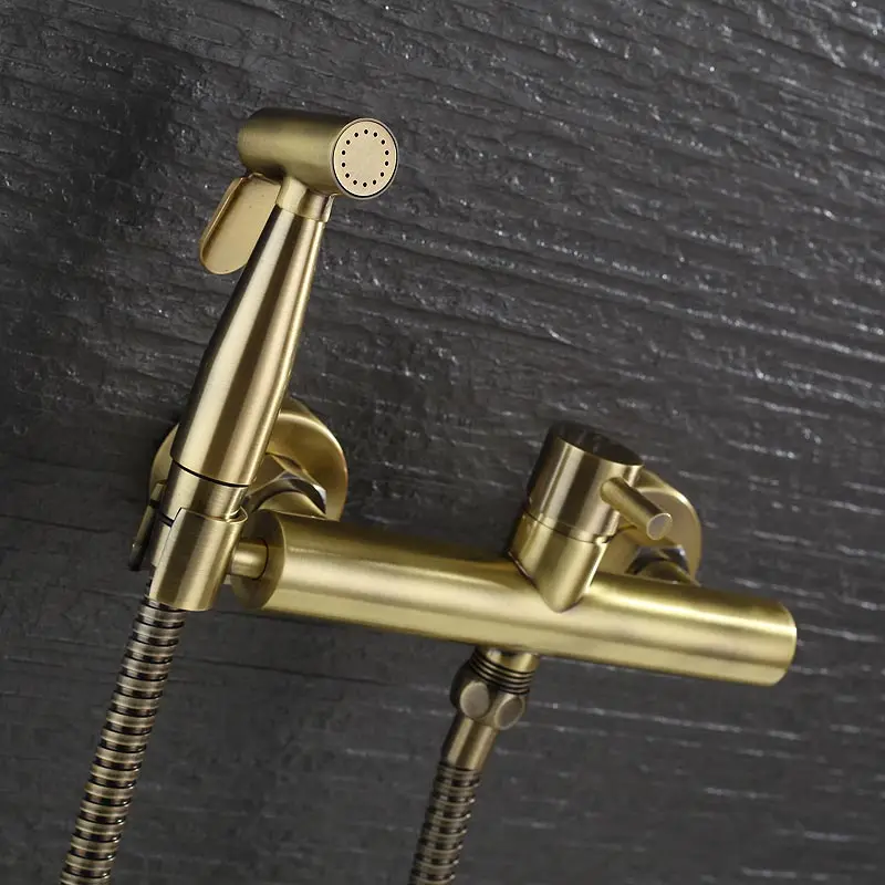 Green bronze bidet spray gun hot and cold wash ass flusher nozzle simple shower faucet set - Цвет: a