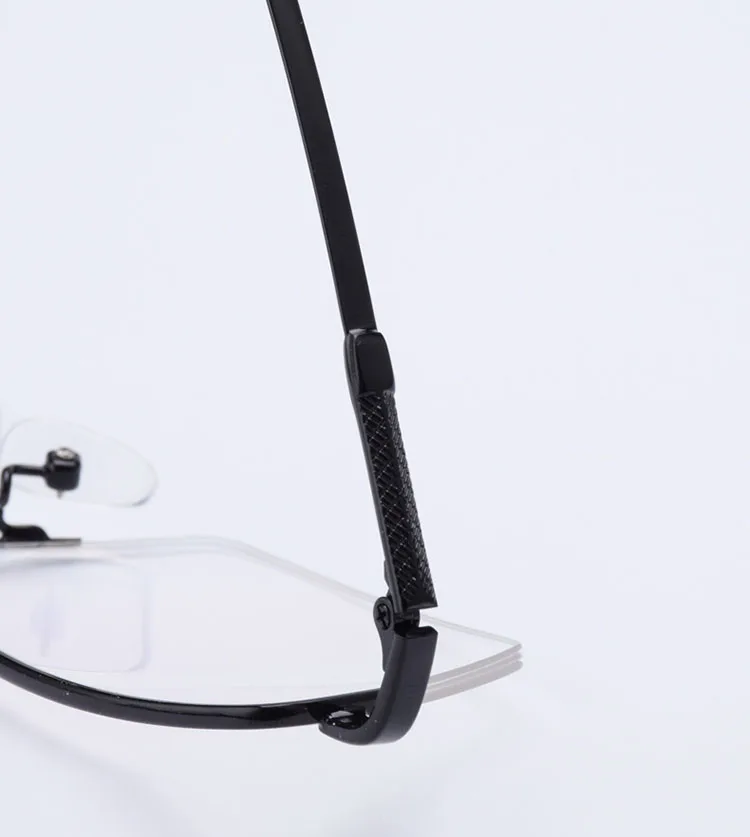 8565470311_720832025 