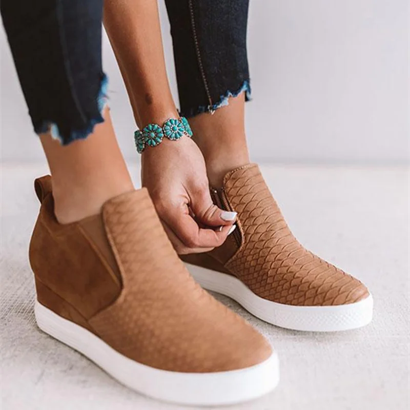 

2019 Woman Casual Shoes Ladies' Slip-on Casual Shoes Spring Autumn Outdoor Plus size Shoes