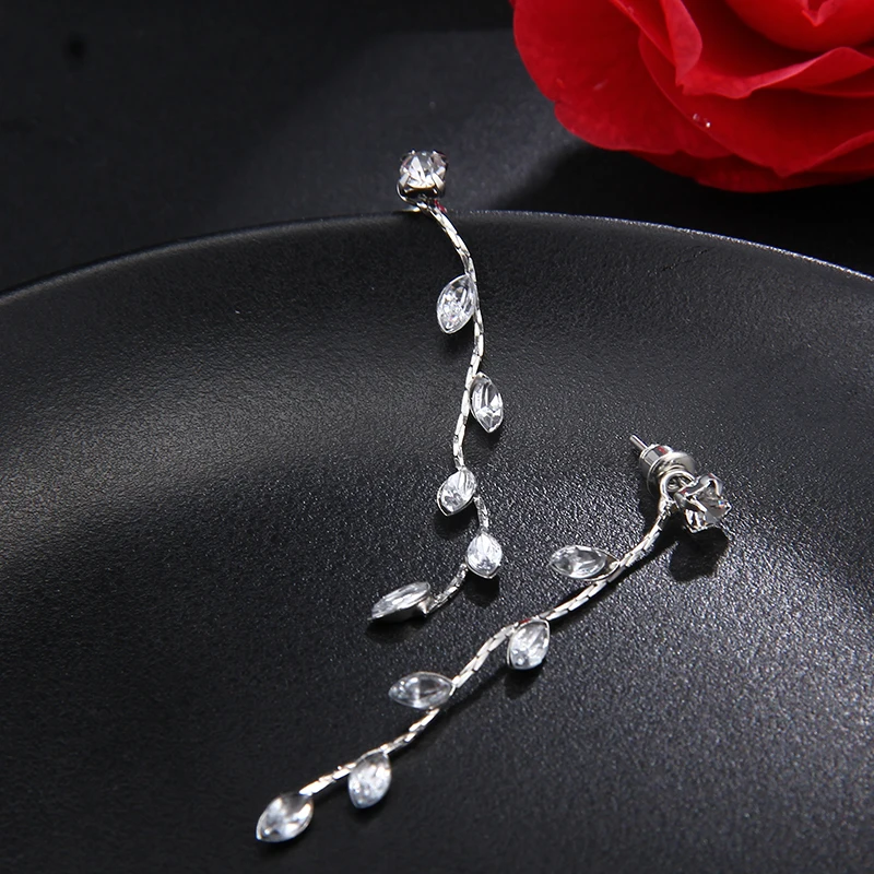 RscvonM серебряный цвет, Свадебные Длинные серьги с кристаллами, цветочная форма, серьги-люстры для женщин, невесты, подружки невесты, Рождество