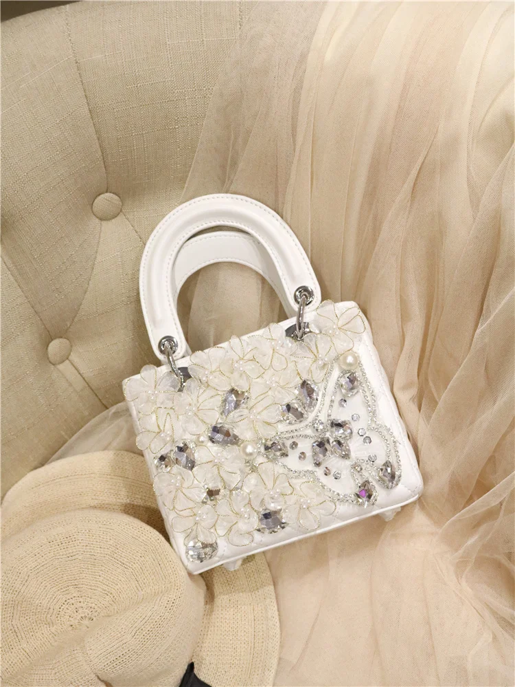 Женские сумки через плечо ins super fire lace с бриллиантовым бантом, женская сумка с белыми кружевными цветами и кристаллами, красивые женские сумки