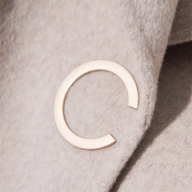 Women Jackets 100% Wool Hight Quality Coats 2018 Winter New Arrival C-word button Outwear Woman Standard Clothes Free Shipping Coats