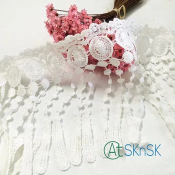 

2016 New 50 Yard/ lot 15cm Polyester Off White Lamp Dangling Fringe Lace Trims For Sewing Craft DHL shippig