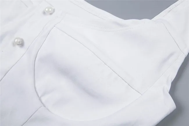 10889968259_1973477789_