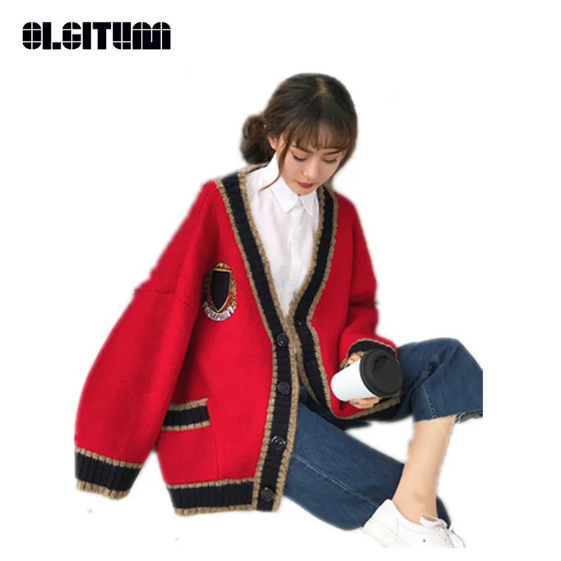 

New 2018 Autumn Women Sweater Loose British Wind Badge Stitching Ladies V-neck Knit Cardigan Female SW810