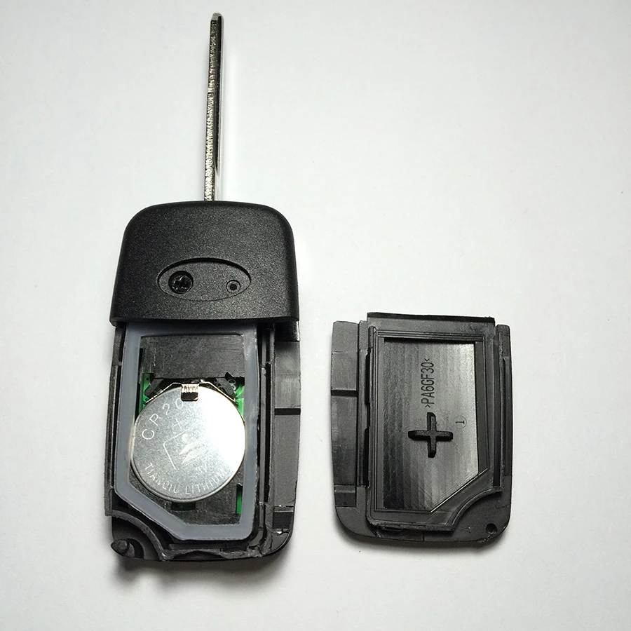 Складной дистанционный ключ с 2 кнопками для Chery Tiggo 433 МГц/315 МГц с неразрезанным лезвием и наклейкой отличное качество