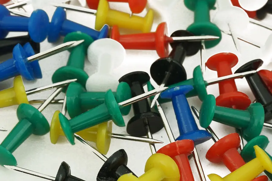 

Free Shipping 100pcs Thumb Tack Push Pins Office Stationery For drawing office soft wood
