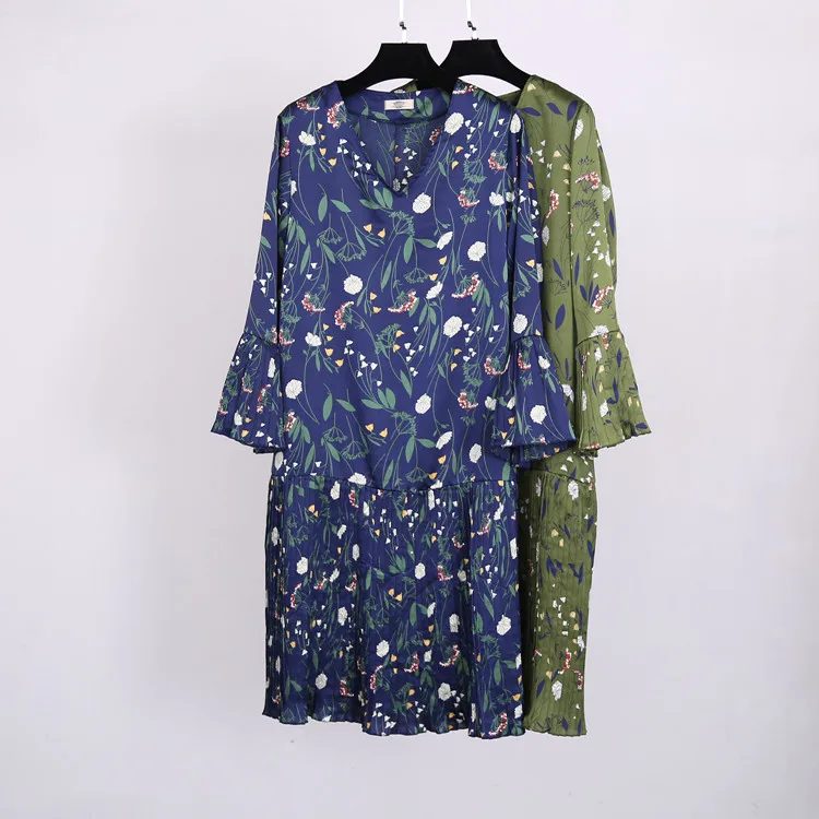 

spring fashion new printed v-neck dress XL-4XL