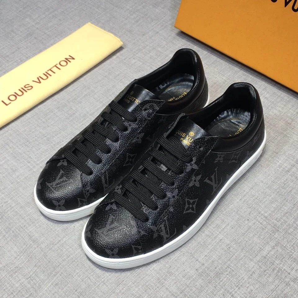 

2019 new shoes