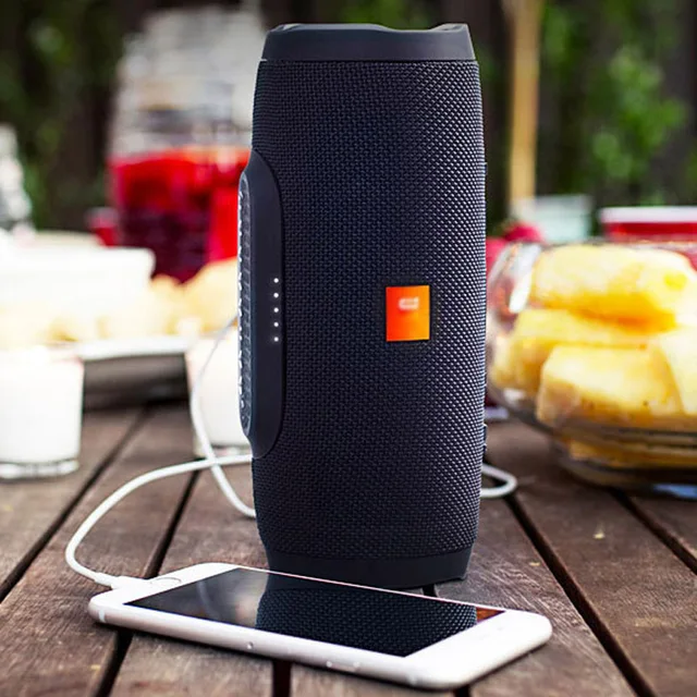 Portable Bluetooth speaker multi-function Bluetooth speaker waterproof stereo bass effect outdoor speaker all electronic product