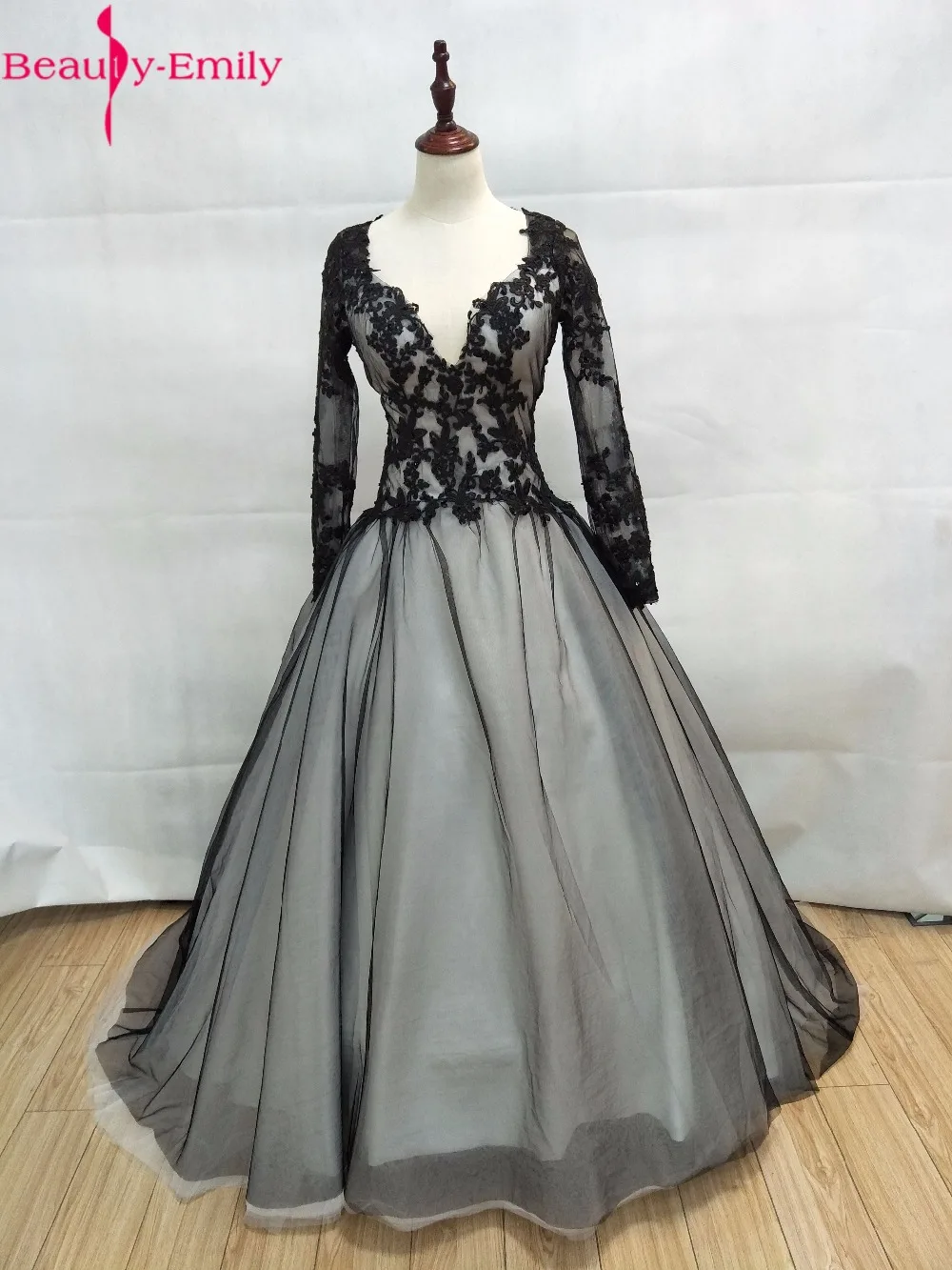 kecantikan emily hitam putih lace wedding dresses 2017 kecantikan emily hitam putih lace wedding dresses 2017