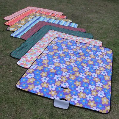 

Picnic mat moisture-proof mat portable outdoor reinforced picnic cloth spring outing picnic beach field lawn mat1.5*1.8m