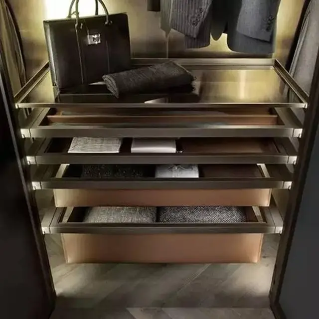 Modern Design Bedroom Furniture Flat Pack Open Door Walk In